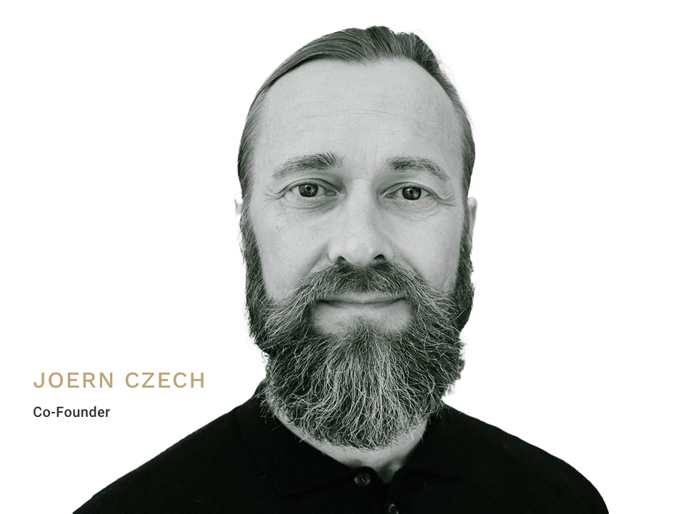JoernCzech_wTitle